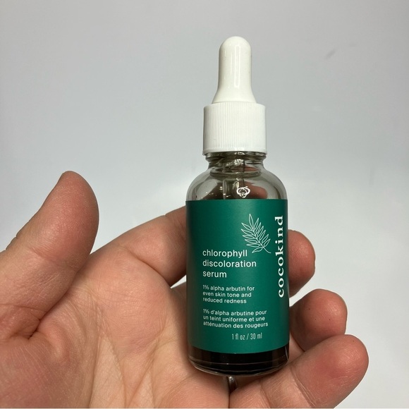 Cocokind chlorophyll discoloration serum 1 fl oz bottle - Picture 2 of 12